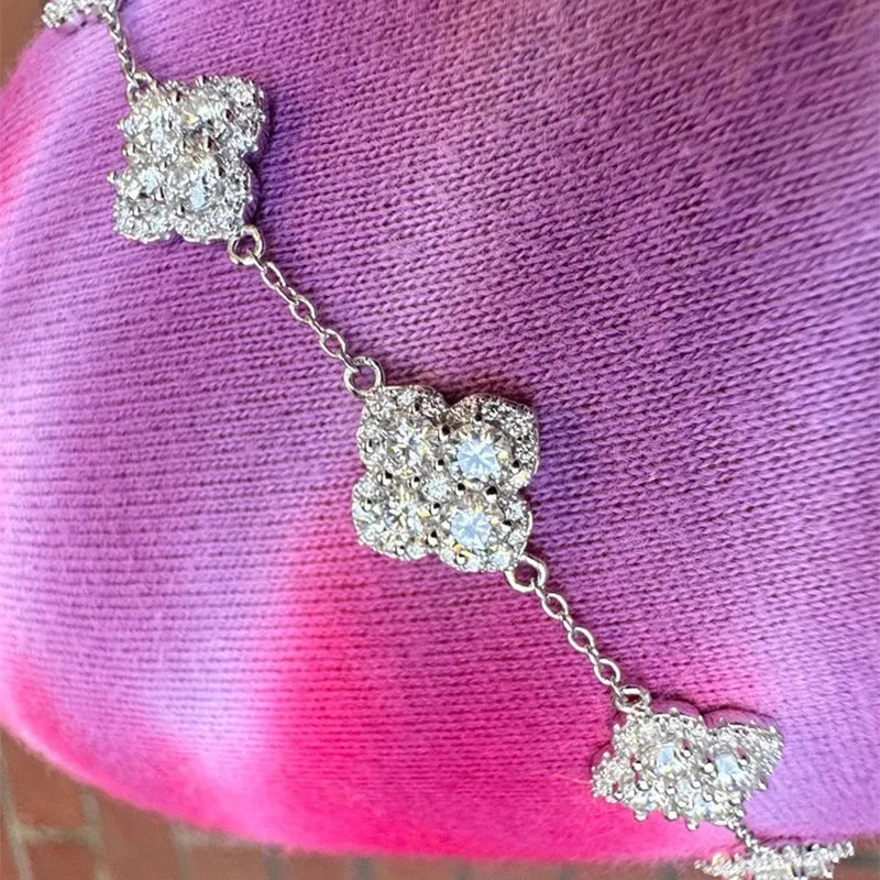 Rrjzz Four-Leaf Clover Moissanite Women Bracelet D Color VVS1 Lab Created Imitation Diamond Round Cut Jewelry GRA Certificated