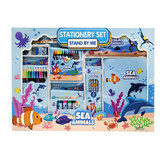 [GD] Coffret d'art comprenant un cahier vierge, des crayons de couleur, des crayons de cire, des feutres, une gomme, un taille-crayon, une règle et une trousse.