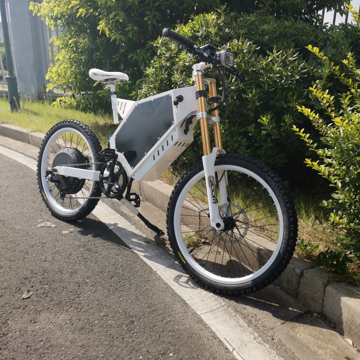The Hottest and Best Electric Bicycle 72v8000w Voltage E Bikes Removable Lithium Battery Max Range 80-100km Electric Bike 500w