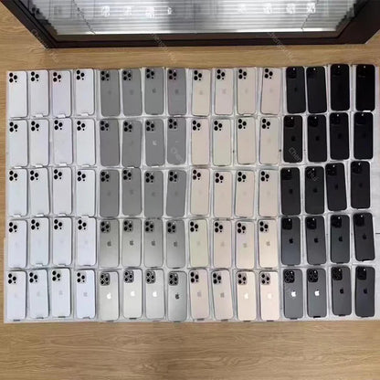 iPhone 17 Pro Max 5G 1 To 6,9 pouces 4G/5G d'origine, neuf et très recherché, vendu en gros. Téléphone d'occasion original débloqué.