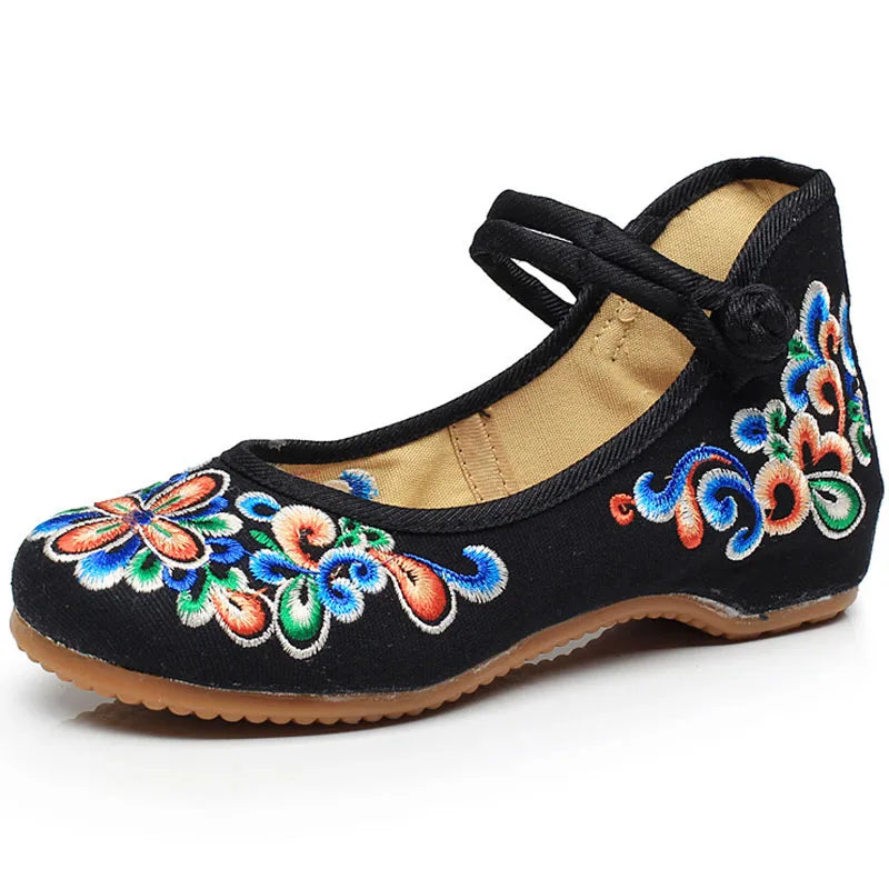 Spring autumn walking shoes women tourism female embroidery national wind single shoes cloth flats shoes zapatos mujer WSH2295