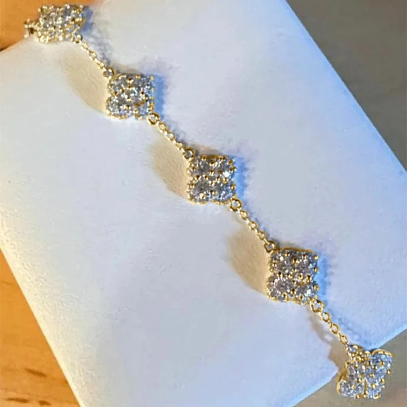 Rrjzz Four-Leaf Clover Moissanite Women Bracelet D Color VVS1 Lab Created Imitation Diamond Round Cut Jewelry GRA Certificated