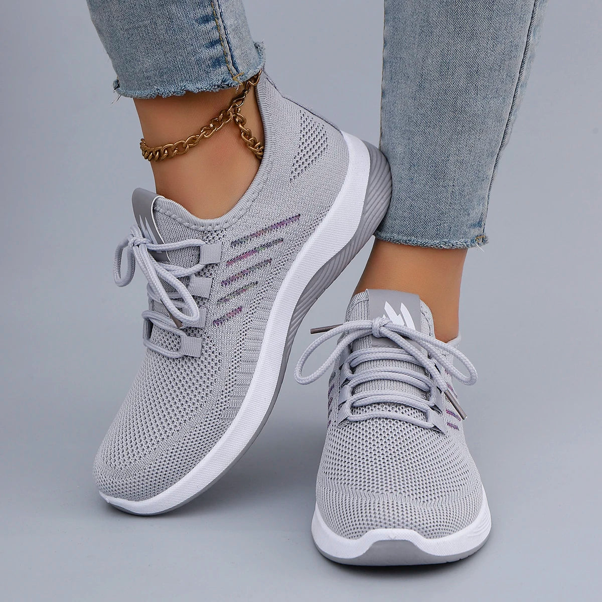 Spring and Autumn New Women's Casual Lace up Comfortable, Breathable, Lightweight and Wear-Resistant Sports Shoes