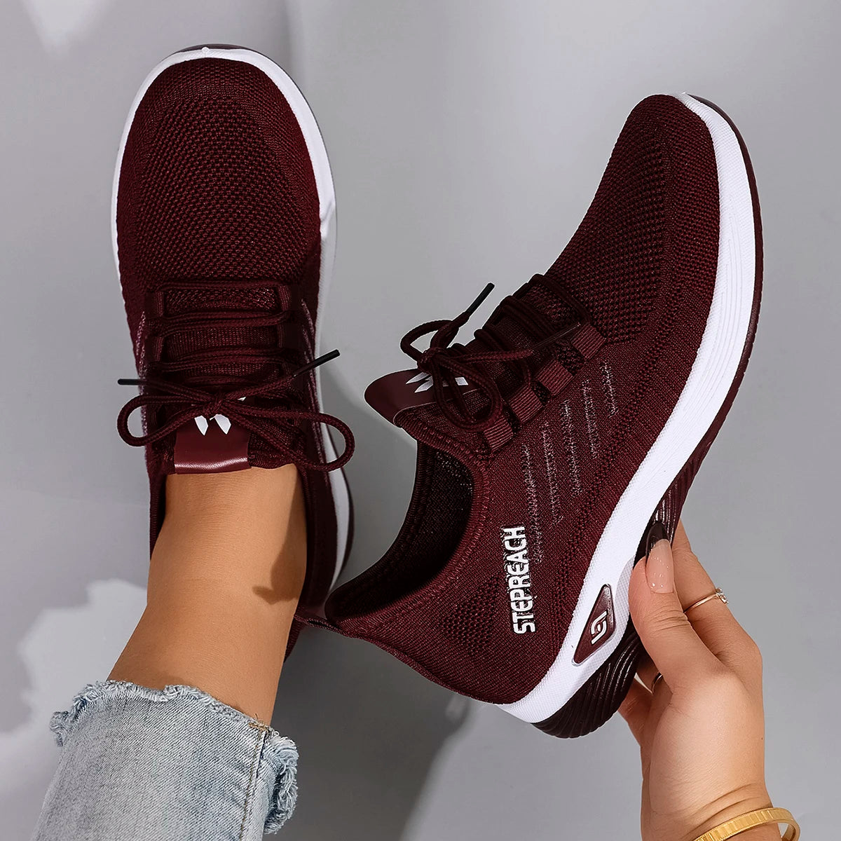 Spring and Autumn New Women's Casual Lace up Comfortable, Breathable, Lightweight and Wear-Resistant Sports Shoes