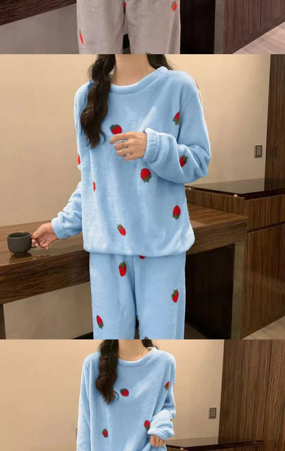 Women Pyjamas Sets 2025 Autumn Winter Warm Flannel Strawberry Coral Long Sleeve Girls Sleepwear Casual Fleece Pajamas Homewear