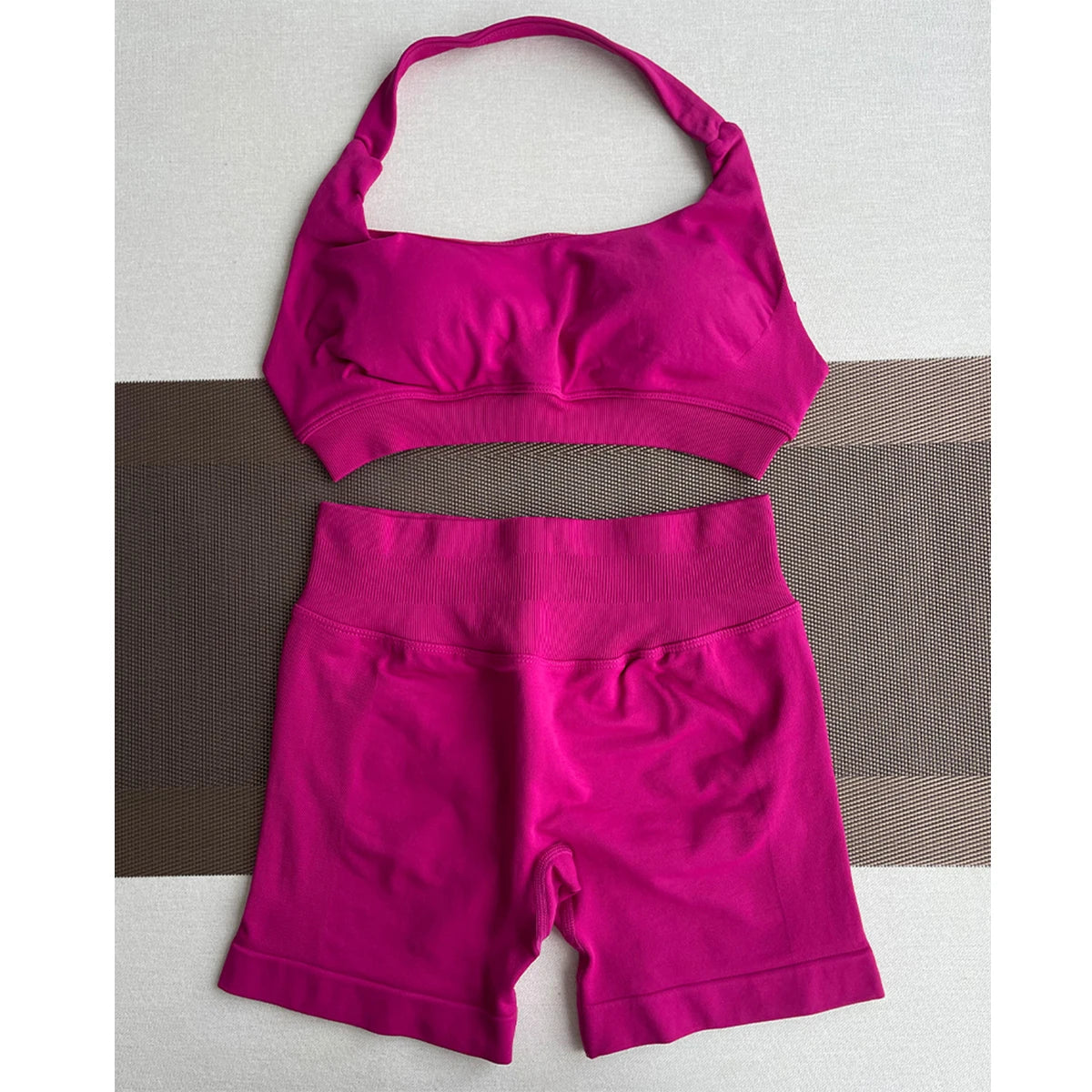 2 Pieces Yoga Gym Set Women Seamless Strappy Yoga Bra High Waist Workout Scrunch Shorts Sports Set Fitness Clothes Sportswear