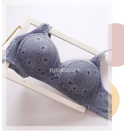 Plus Size Push Up Bra for Women - Adjustable Straps Lace Trim, Full Coverage Comfortable Support Underwire Bra for Big Bust