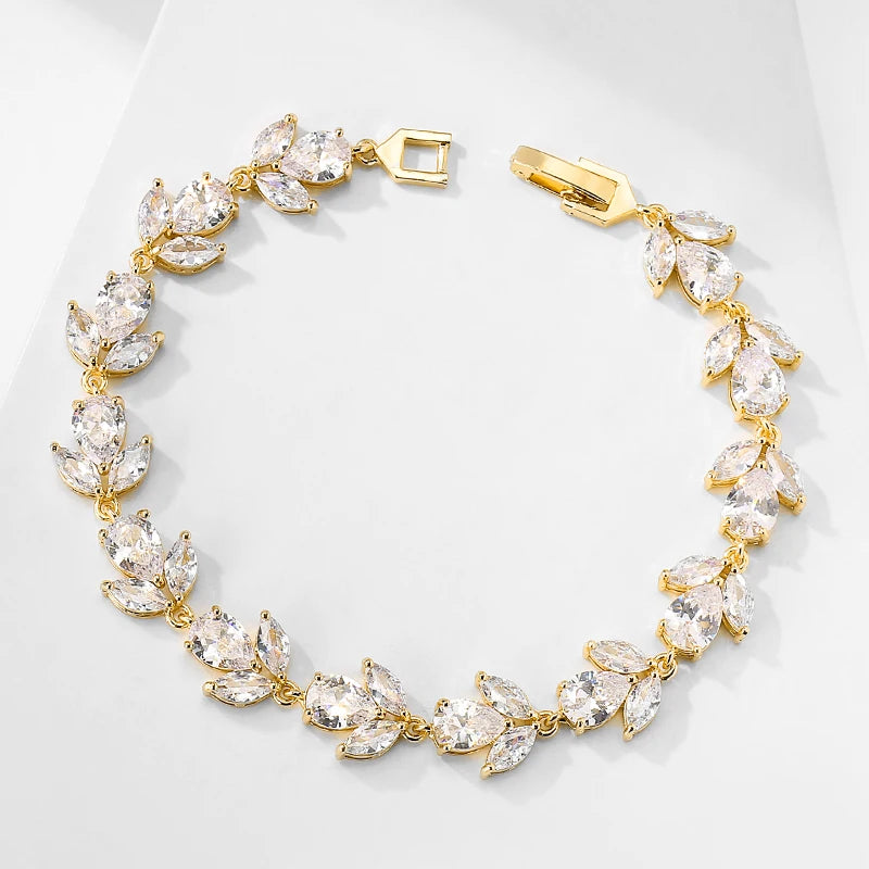 Bracelets de mariage ZAKOL de luxe en zircone cubique AAA pour femmes, bracelet jonc de haute qualité couleur or blanc avec breloque feuille