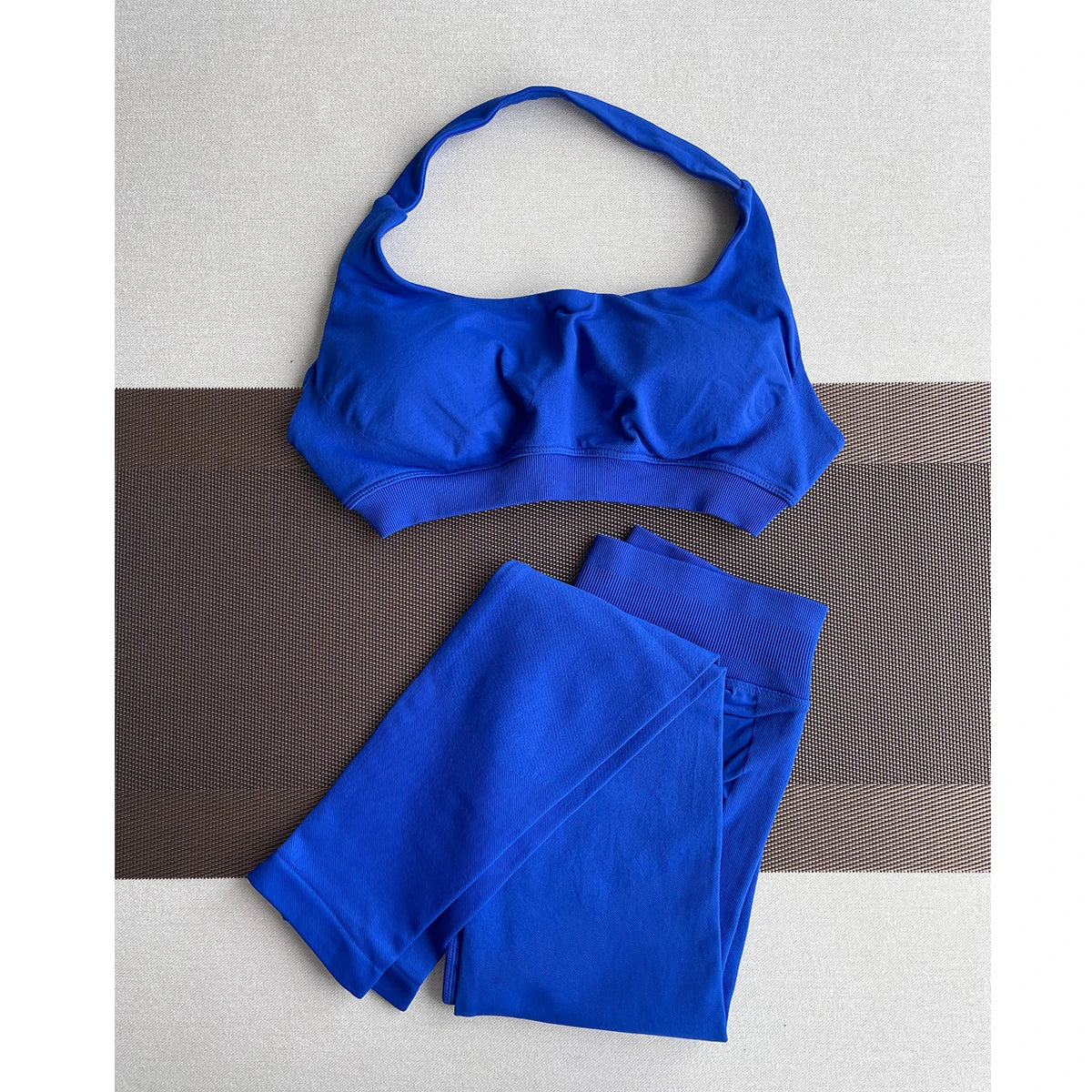 2 Pieces Yoga Gym Set Women Seamless Strappy Yoga Bra High Waist Workout Scrunch Shorts Sports Set Fitness Clothes Sportswear