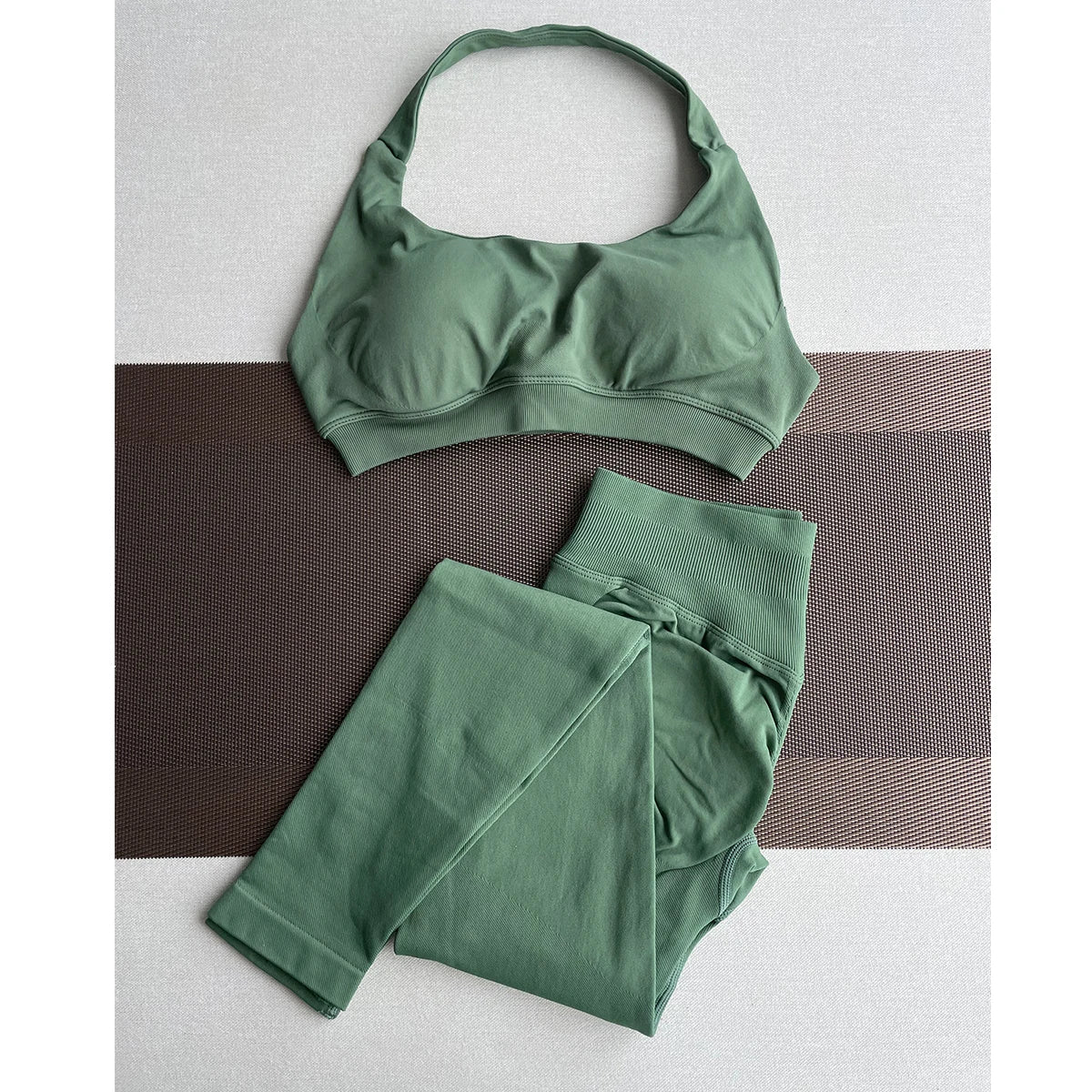 2 Pieces Yoga Gym Set Women Seamless Strappy Yoga Bra High Waist Workout Scrunch Shorts Sports Set Fitness Clothes Sportswear