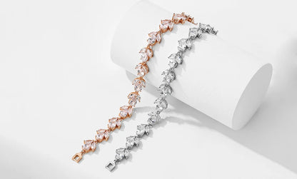 Bracelets de mariage ZAKOL de luxe en zircone cubique AAA pour femmes, bracelet jonc de haute qualité couleur or blanc avec breloque feuille