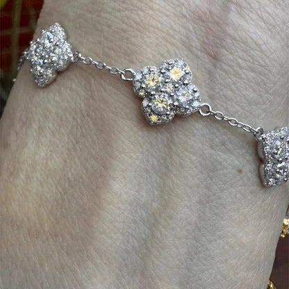 Rrjzz Four-Leaf Clover Moissanite Women Bracelet D Color VVS1 Lab Created Imitation Diamond Round Cut Jewelry GRA Certificated