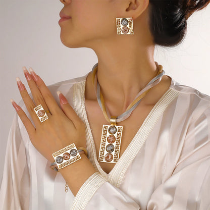 African Necklace Dubai Gold Plated Jewelry Set for Women Wedding Bridal Travel Party Bracelet Earrings Ring Pendant Accessories