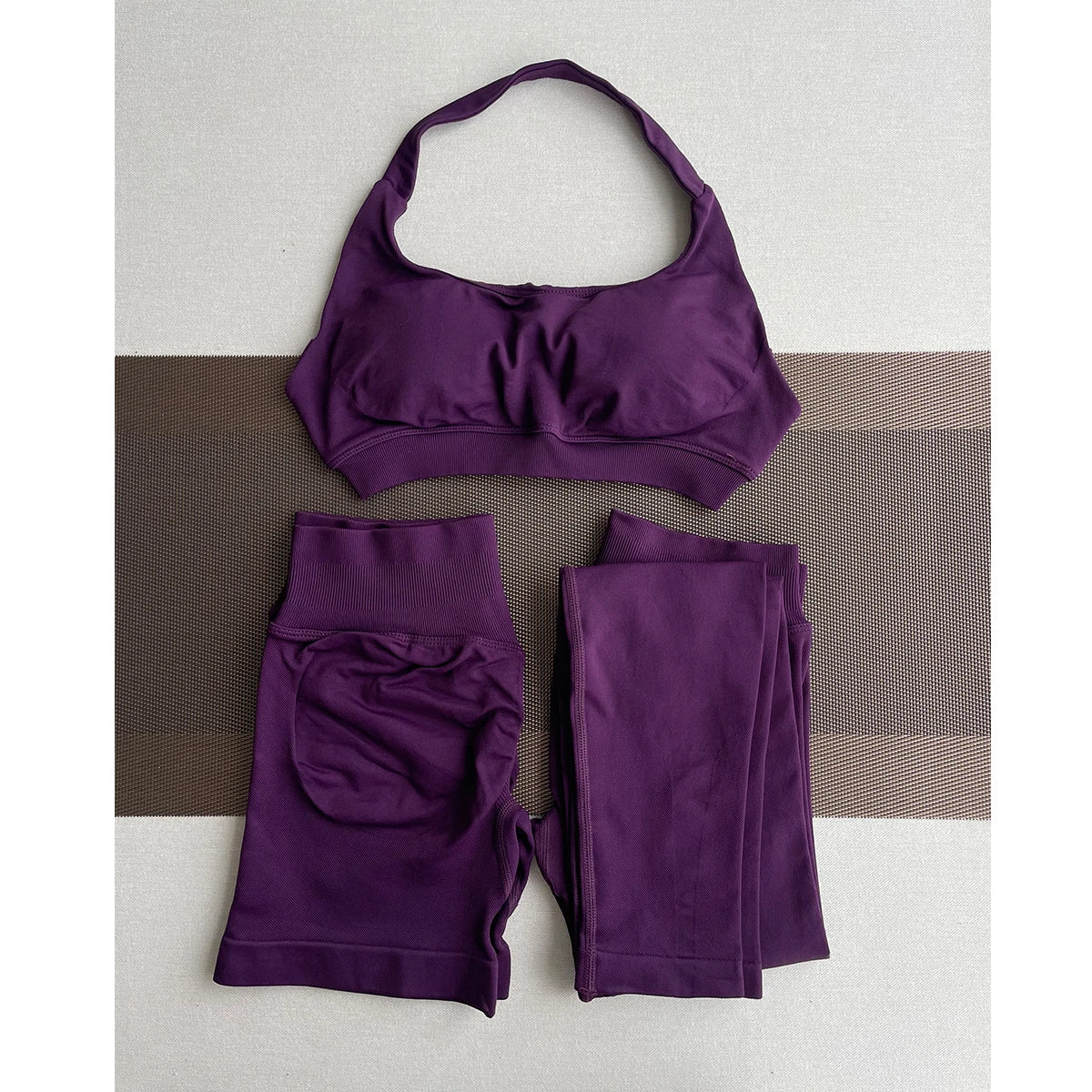 2 Pieces Yoga Gym Set Women Seamless Strappy Yoga Bra High Waist Workout Scrunch Shorts Sports Set Fitness Clothes Sportswear