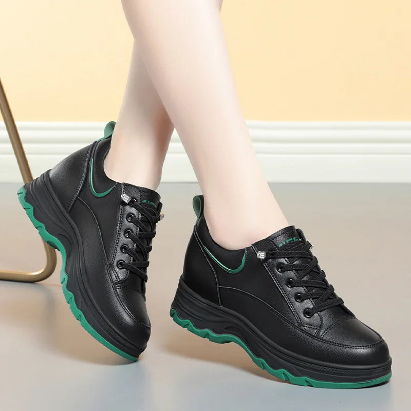 Comfortable Soft Leather Running Sneakers 2024 New Spring Autumn Middle-aged Elderly Fashion Chunky Causal Women Mother Shoes