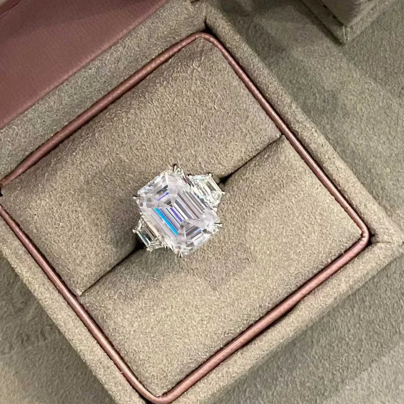 Bagues de luxe BXINY en argent 925 (S925) serties de trois diamants taille glace, sertis de moissanite taille radiant/émeraude 10 carats. Bijoux pour femmes et hommes.