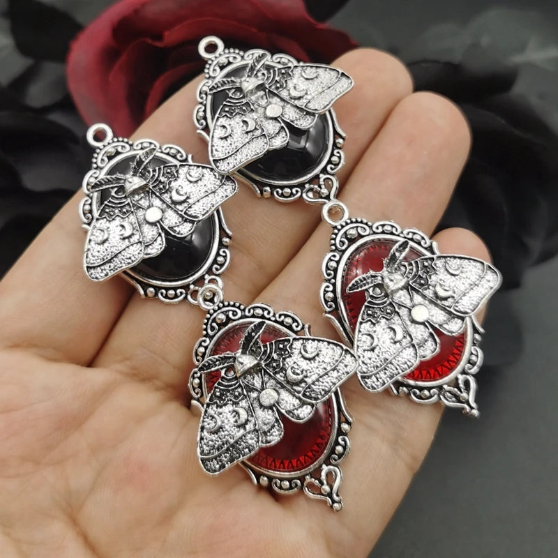 Lot de 4 breloques chauve-souris vampire gothiques plaquées argent, encadrées, avec camée, pendentif sorcière Halloween, idéales pour la création de bijoux DIY.