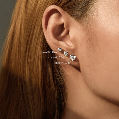 Boucles d'oreilles MODIAN en argent sterling 925, ornées de moissanites en forme de cœur et disponibles en 3 tailles. Bijoux fins et tendance pour femmes.