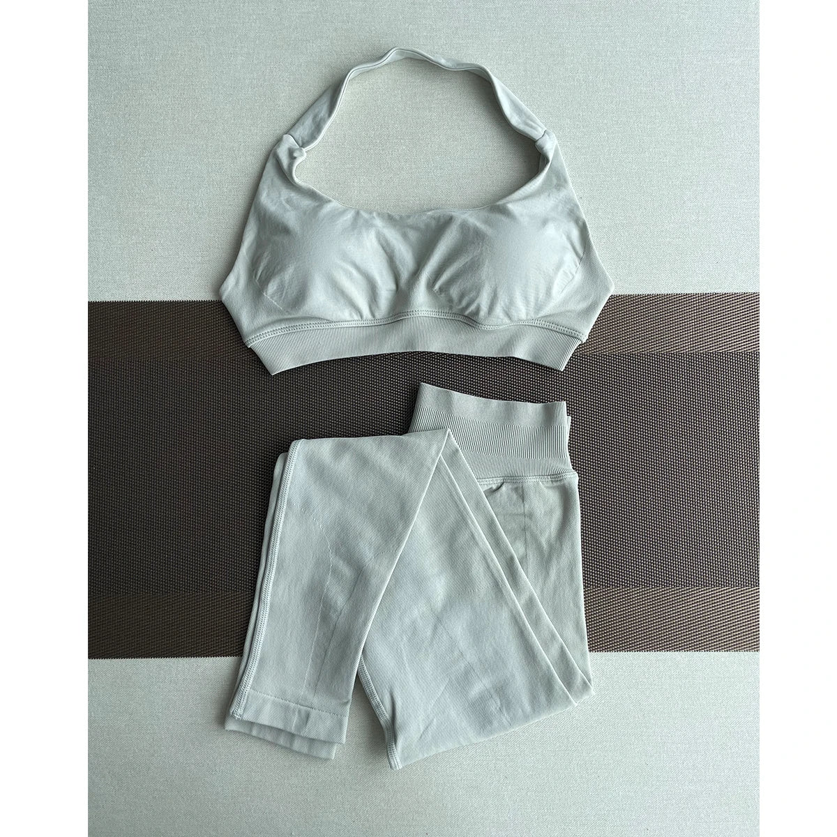 2 Pieces Yoga Gym Set Women Seamless Strappy Yoga Bra High Waist Workout Scrunch Shorts Sports Set Fitness Clothes Sportswear