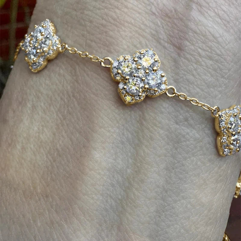 Rrjzz Four-Leaf Clover Moissanite Women Bracelet D Color VVS1 Lab Created Imitation Diamond Round Cut Jewelry GRA Certificated