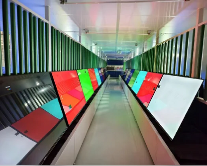 Smart LED Touch TV With Android WiFi 4K 50 55 65 75 Inch Smart Touch TV-Customizable Size OEM/ODM Karaoke TV Motherboard