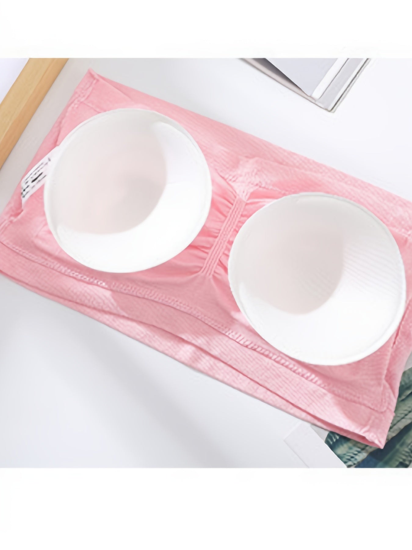 Plus-size Double-layer Anti-slip Underwire Bra with Padded Cups, No-wire Design, and 1pc Style